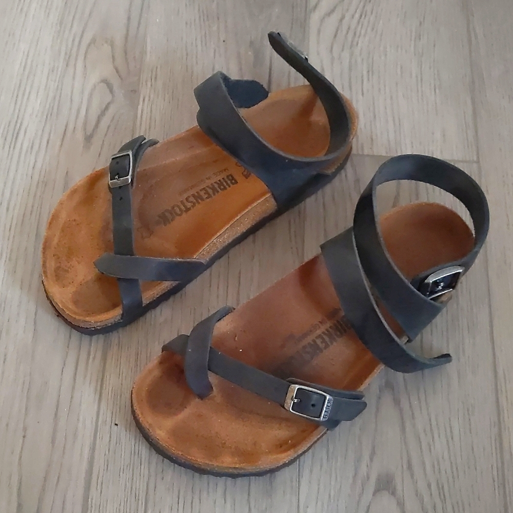 Birkenstock Yara wrap sandals, size 36